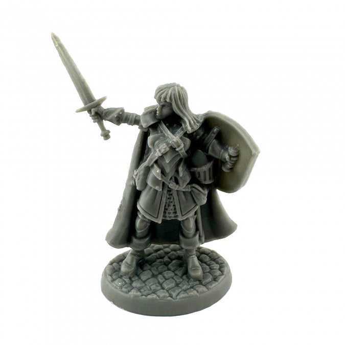 Caerindra Thistlemoor, Female Fighter | Gear Gaming Fayetteville