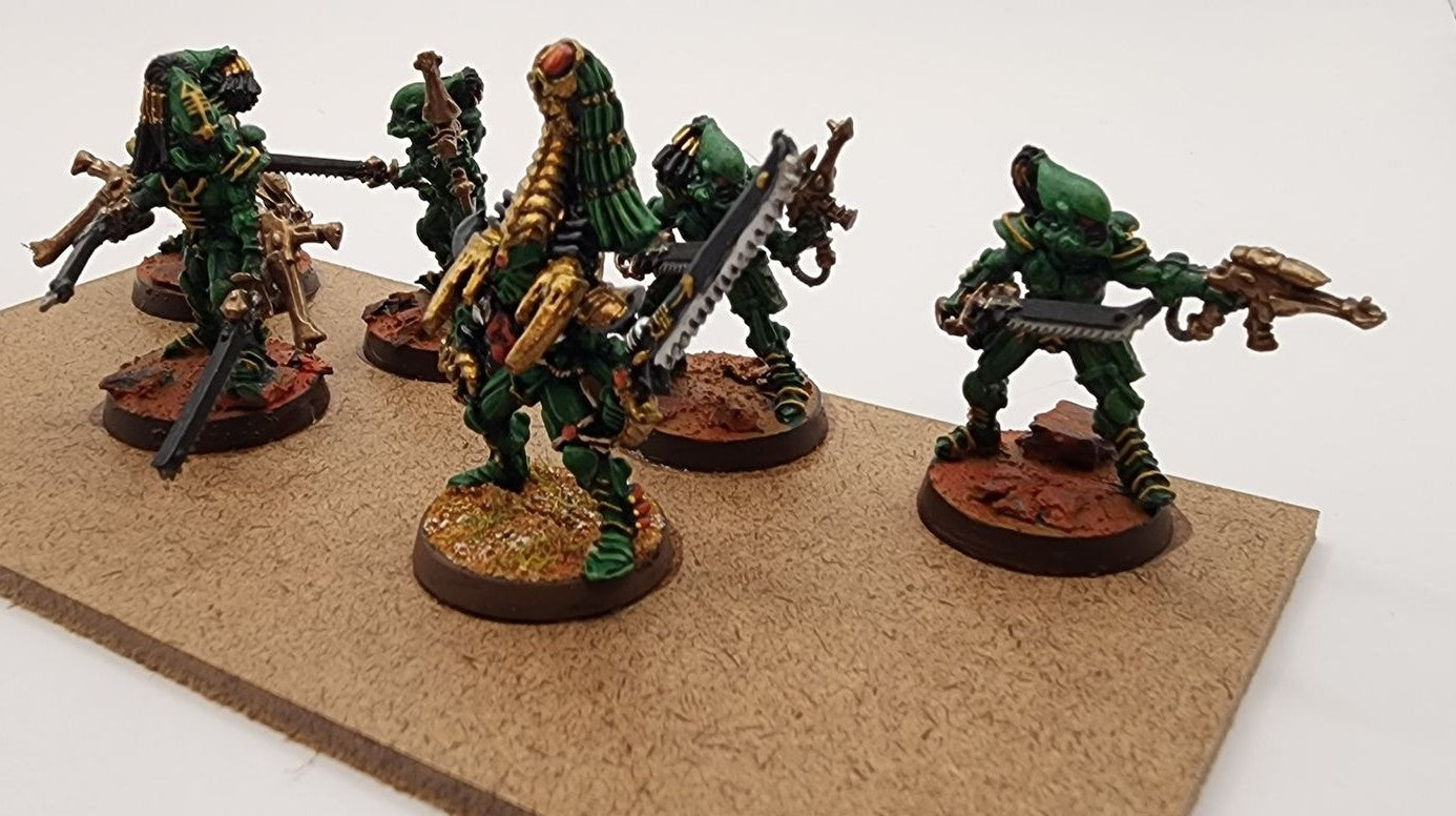 Used Eldar/Aeldari Striking Scorpions - Metal | Gear Gaming Fayetteville